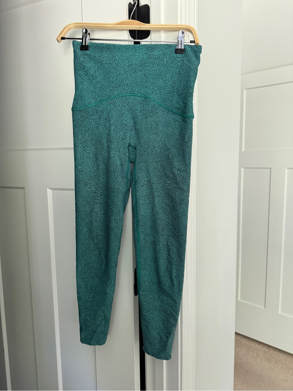 Spanx Booty Boost Green speckled 7/8 leggings high rise